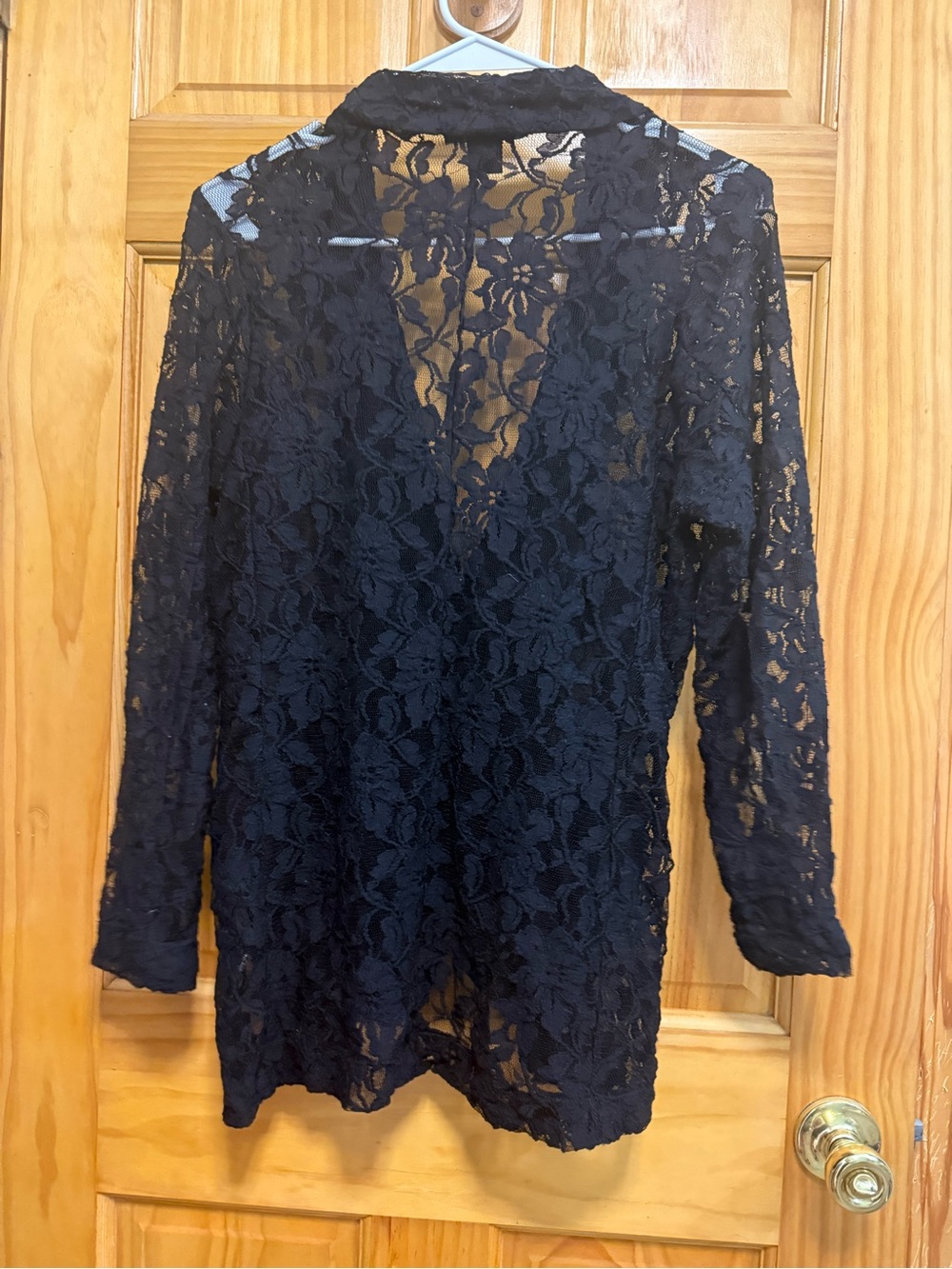 RXB Black collared Lace Button-Front Women's Top size m - Picture 4 of 5